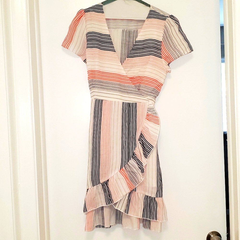 Promesa (boutique) Medium side wrap dress